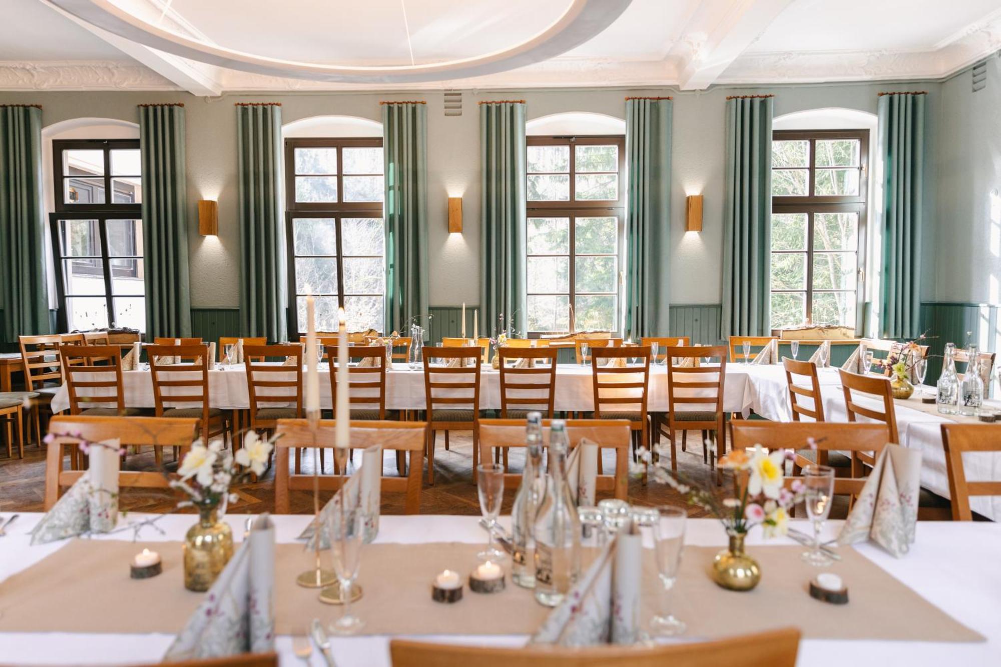 Zur Margarethenmuehle - Landgasthof Und Waldhotel Hotel Rosswein